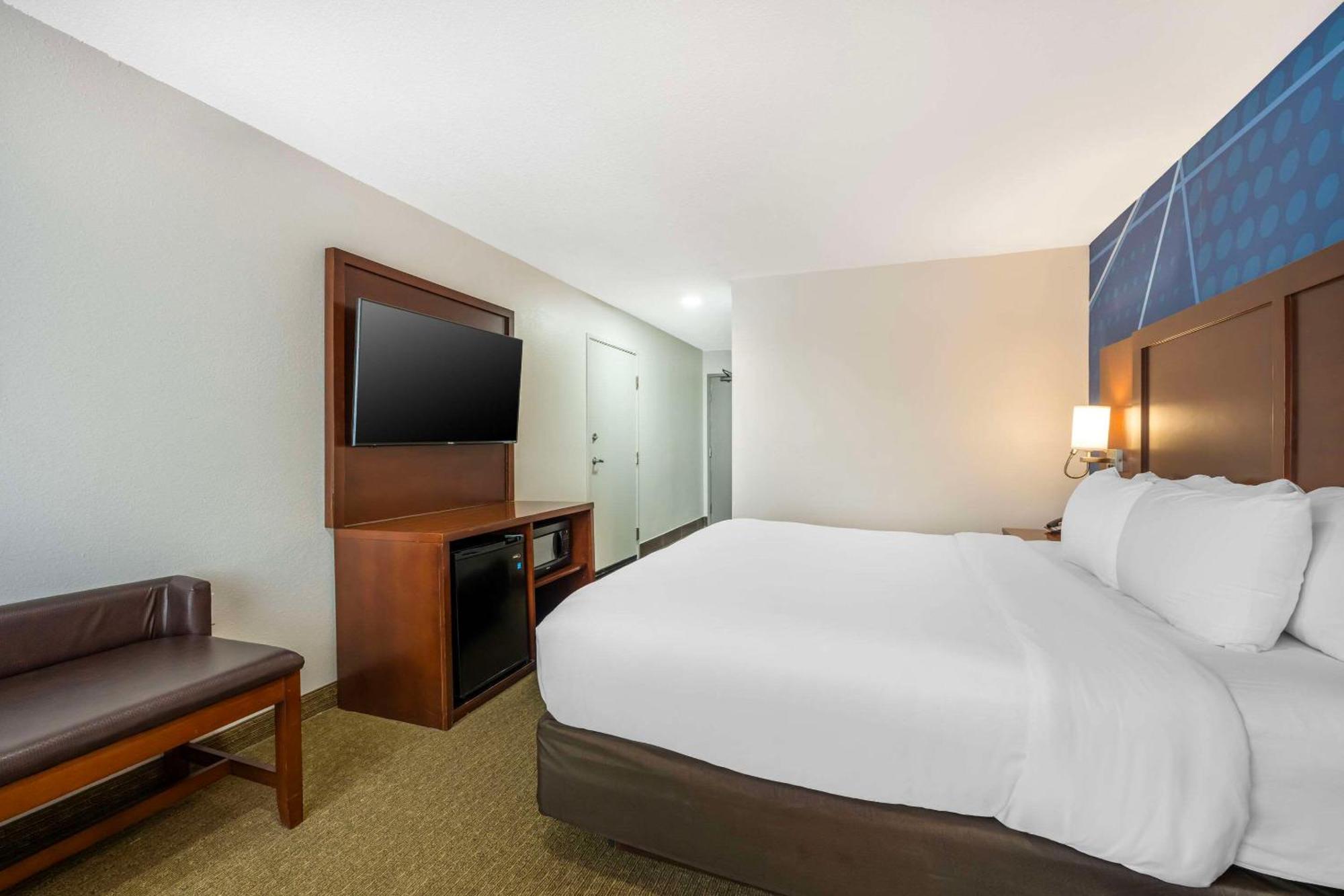 Comfort Suites Omaha East-Консіл-Блафс Екстер'єр фото